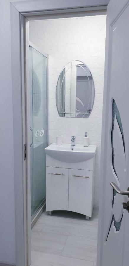 White Apartament, Brăila المظهر الخارجي الصورة